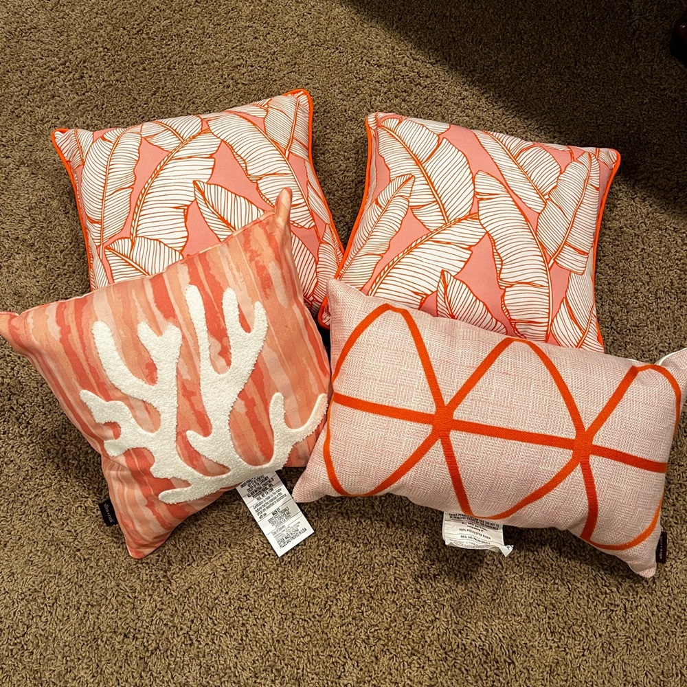 New patio furniture pillows!